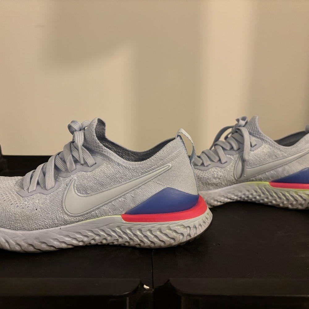 Nike Women’s Running Shoes hundle
